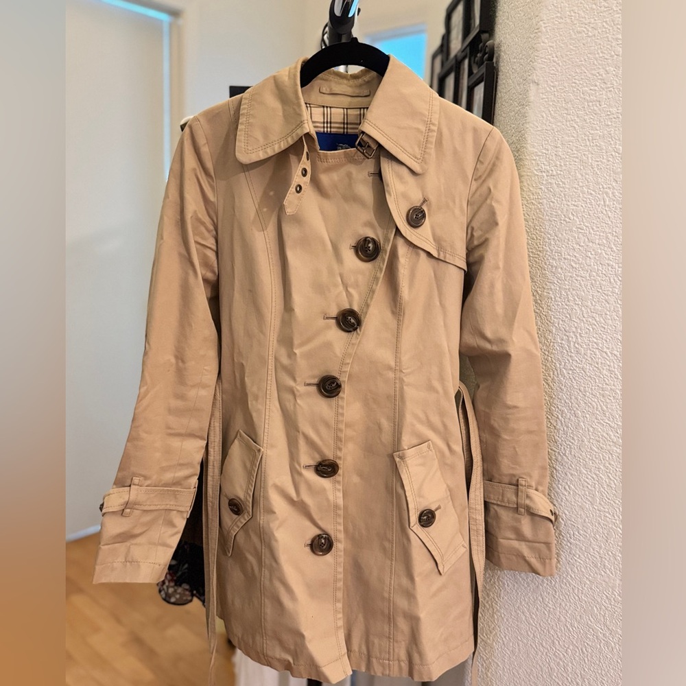 Burberry blue line trench coat from Japan